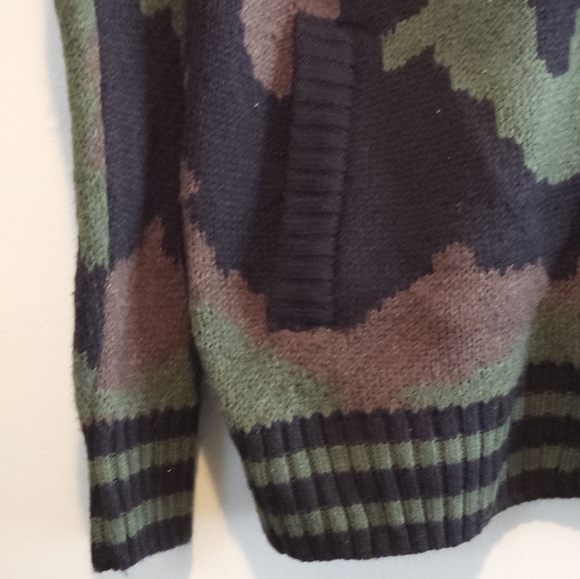 XRay Men's Camo Jacket - Picture 3 of 5